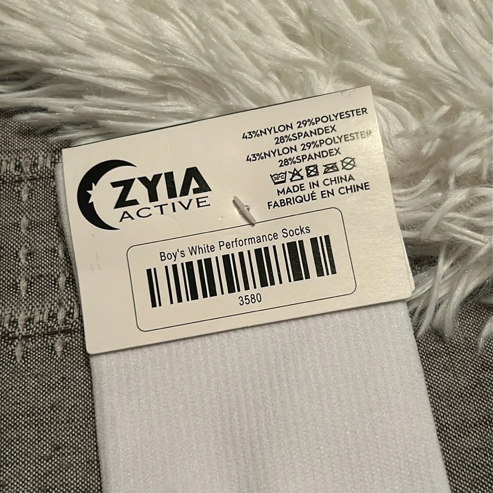 🩶5/$30 ZYIA Active Boy's White Performance Crew Length Socks NEW